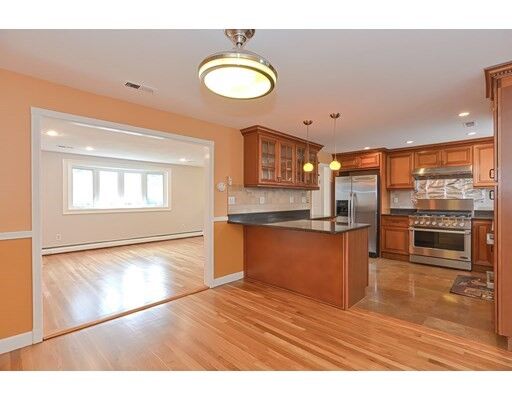 Property Photo:  11 Bellwood Way  MA 01701 