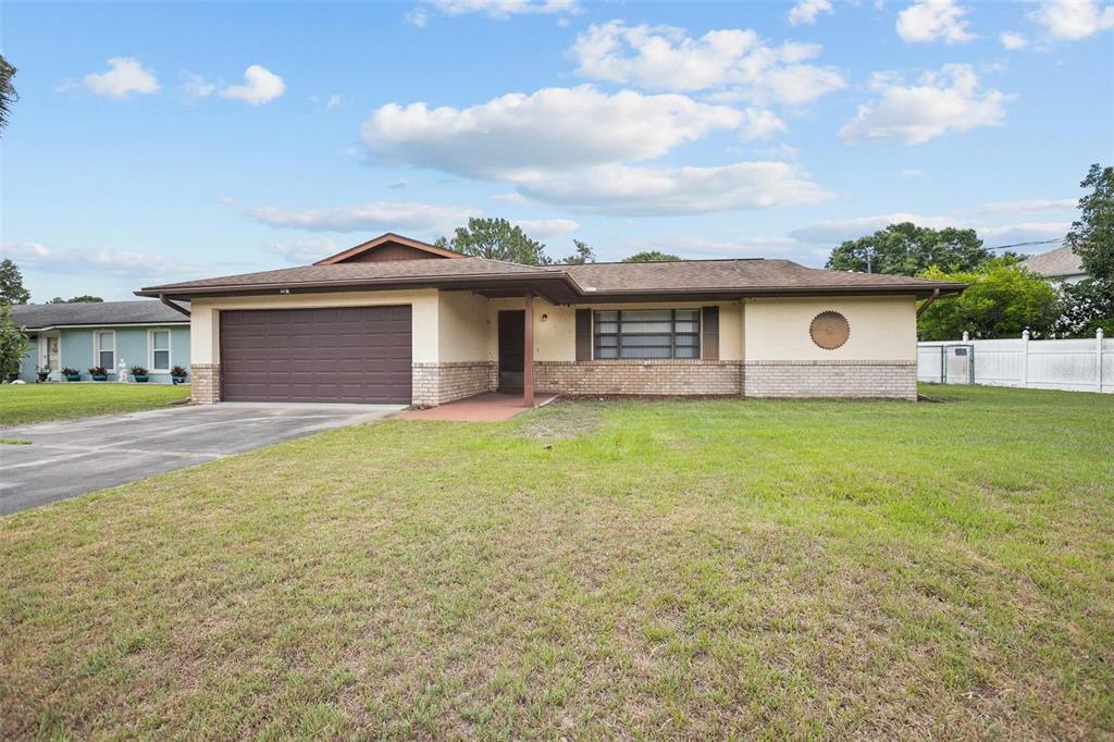 Property Photo:  3256 Roland Drive  FL 32738 