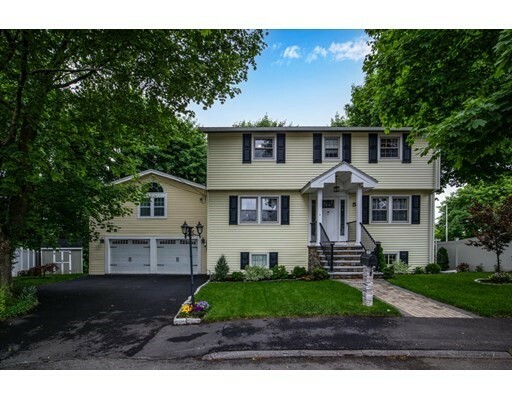 Property Photo: 5 Gallows Cir MA 01970