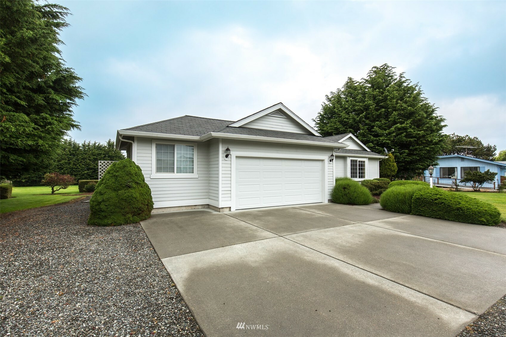 Property Photo:  601 E Anderson Road  WA 98382 