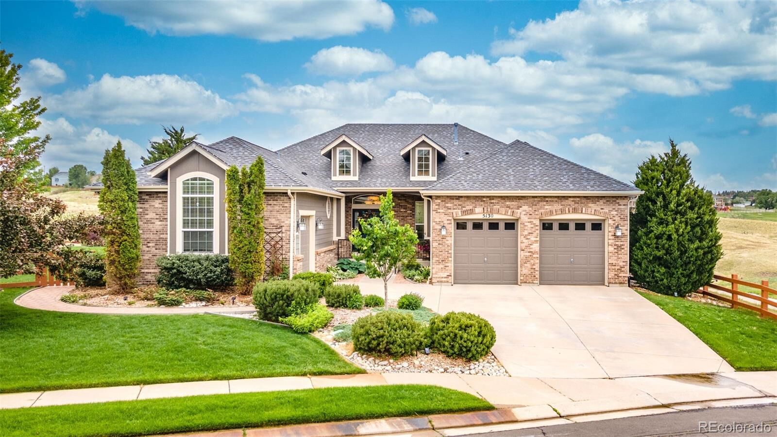 Property Photo:  5130 Foxglove Trail  CO 80023 