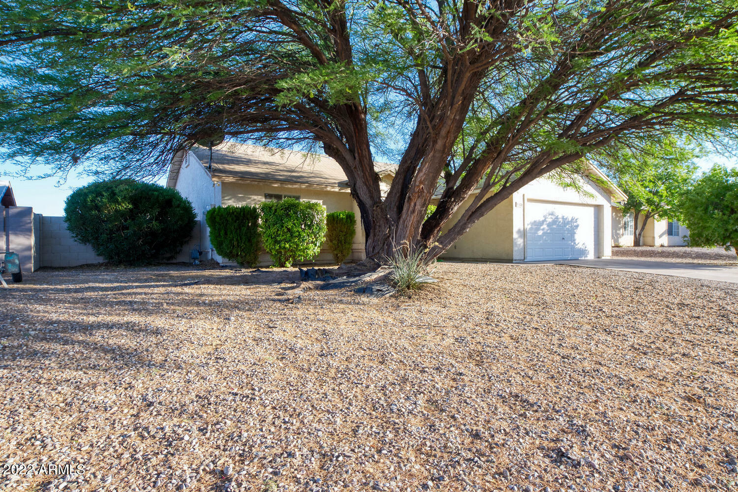 Property Photo:  2586 Raven Drive  AZ 85650 