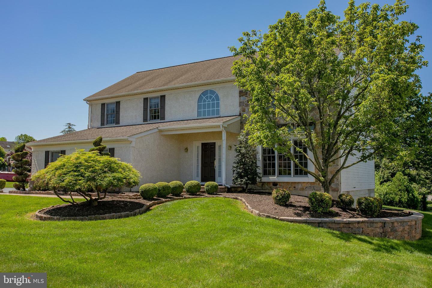 Property Photo:  207 Cardinal Drive  PA 19428 