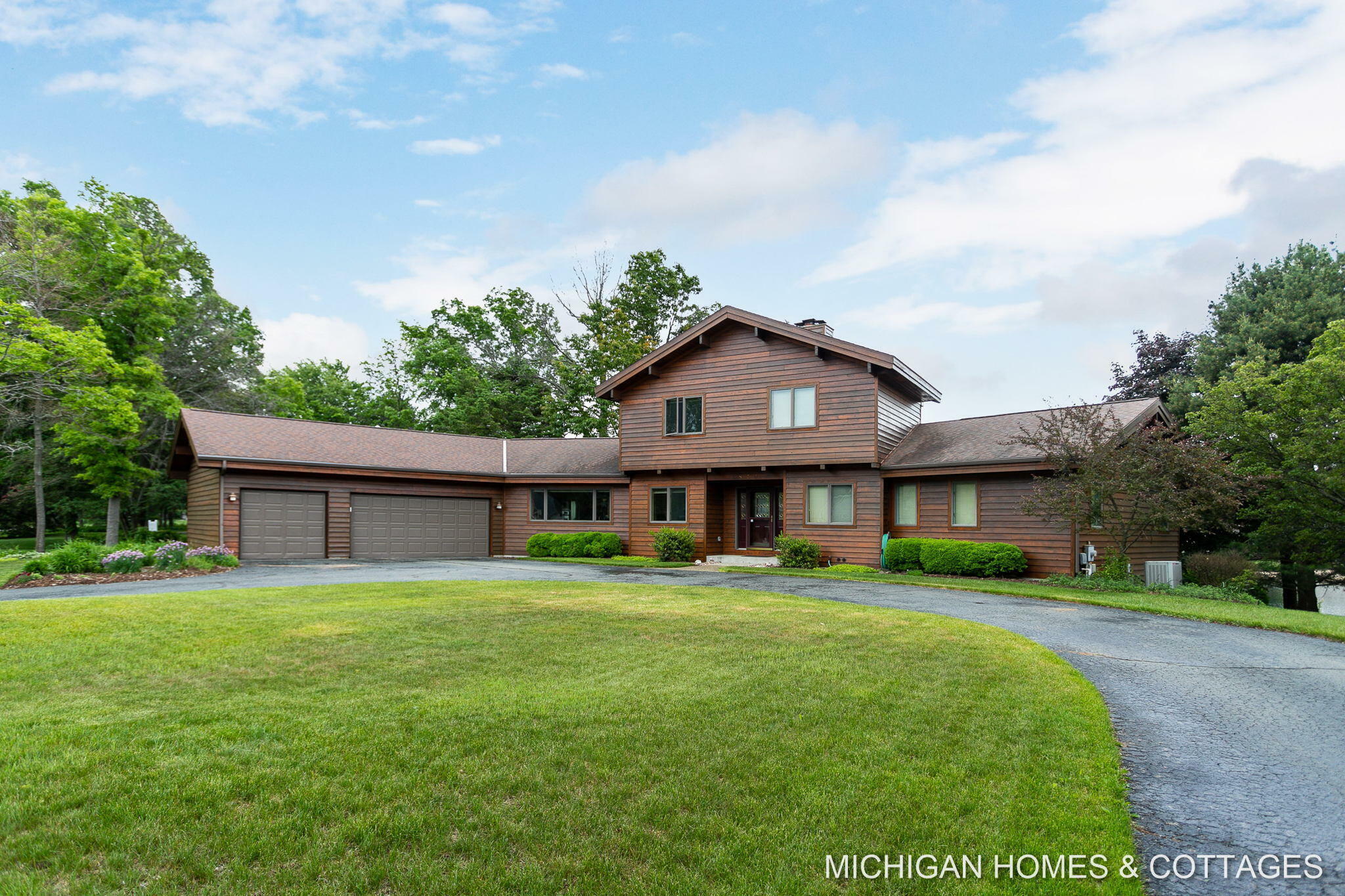 Property Photo:  1872 Blue Isle Court  MI 49424 