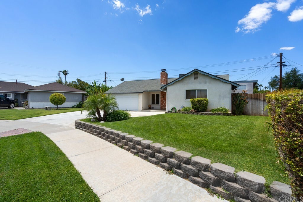 Property Photo:  4766 Warwick Court  CA 92503 