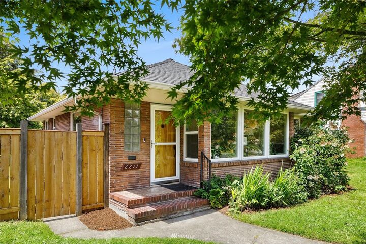 Property Photo: 2211 45th Avenue SW WA 98116