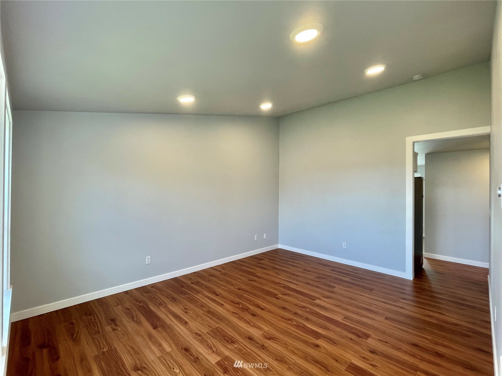 Property Photo:  1032 E 44th Street  WA 98404 