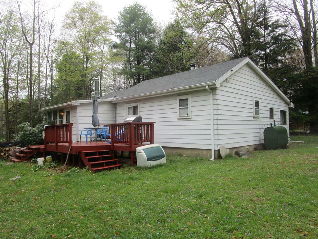 Property Photo:  560 Gadley Plan Road  PA 16239 