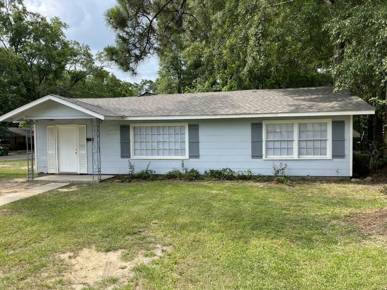 Property Photo:  900 Quinn St.  MS 39401 