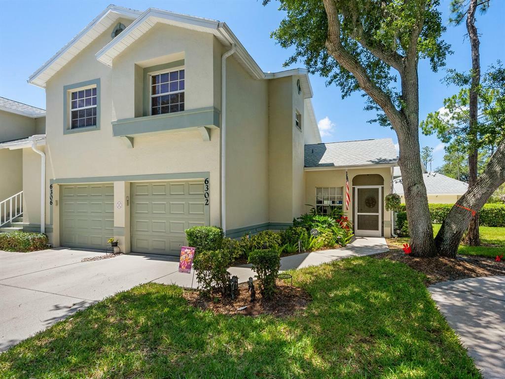 Property Photo:  6302 Green Oak Circle 6302  FL 34203 