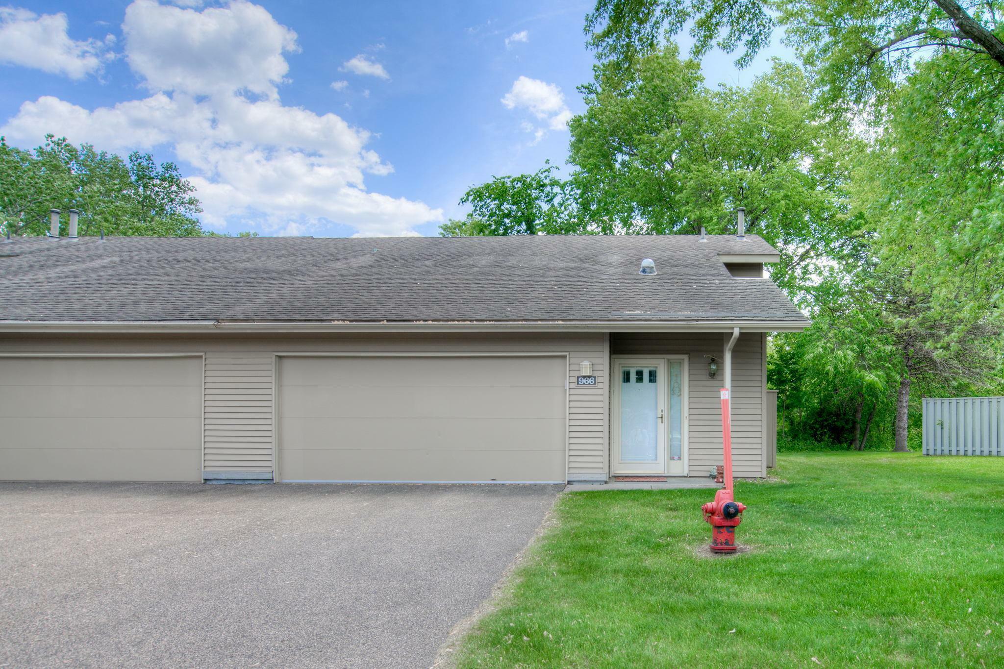 Property Photo:  966 Carmel Court  MN 55126 