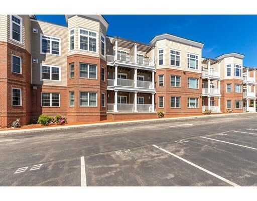 Property Photo:  855 Main Street 305  MA 01801 