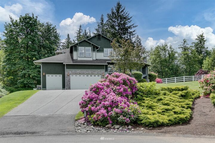 Property Photo: 8712 144th Drive SE WA 98290