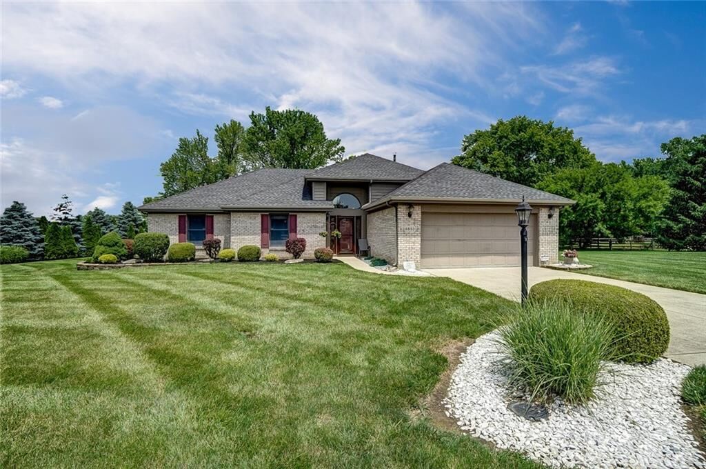 Property Photo: 8853 Pebble Court OH 45066