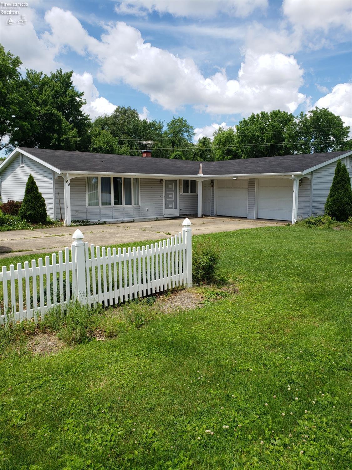 Property Photo: 69 Willow Drive OH 44846