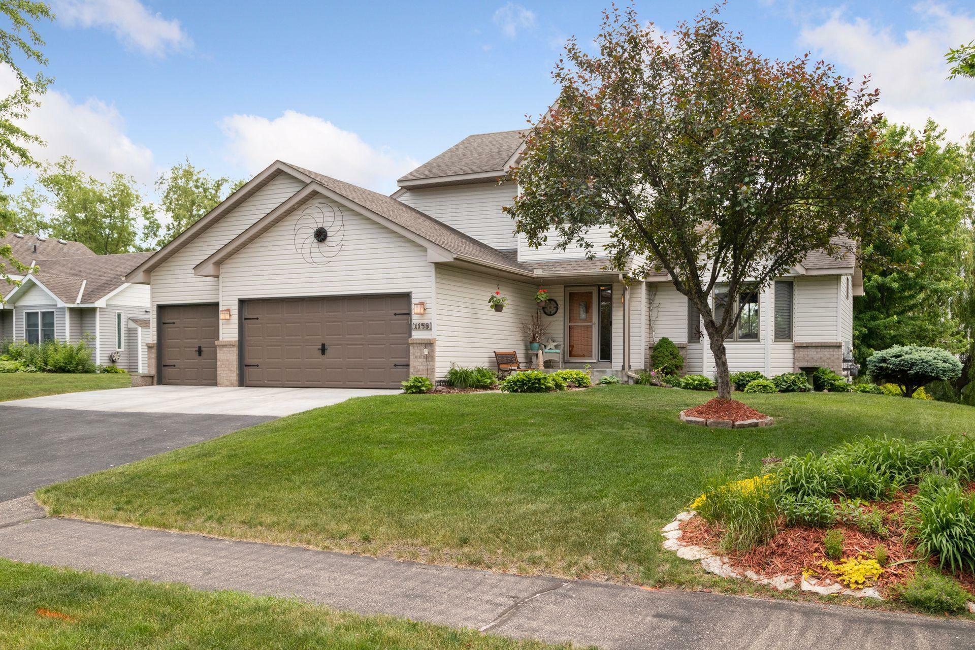 Property Photo:  1158 Hidden Creek Boulevard  MN 55360 