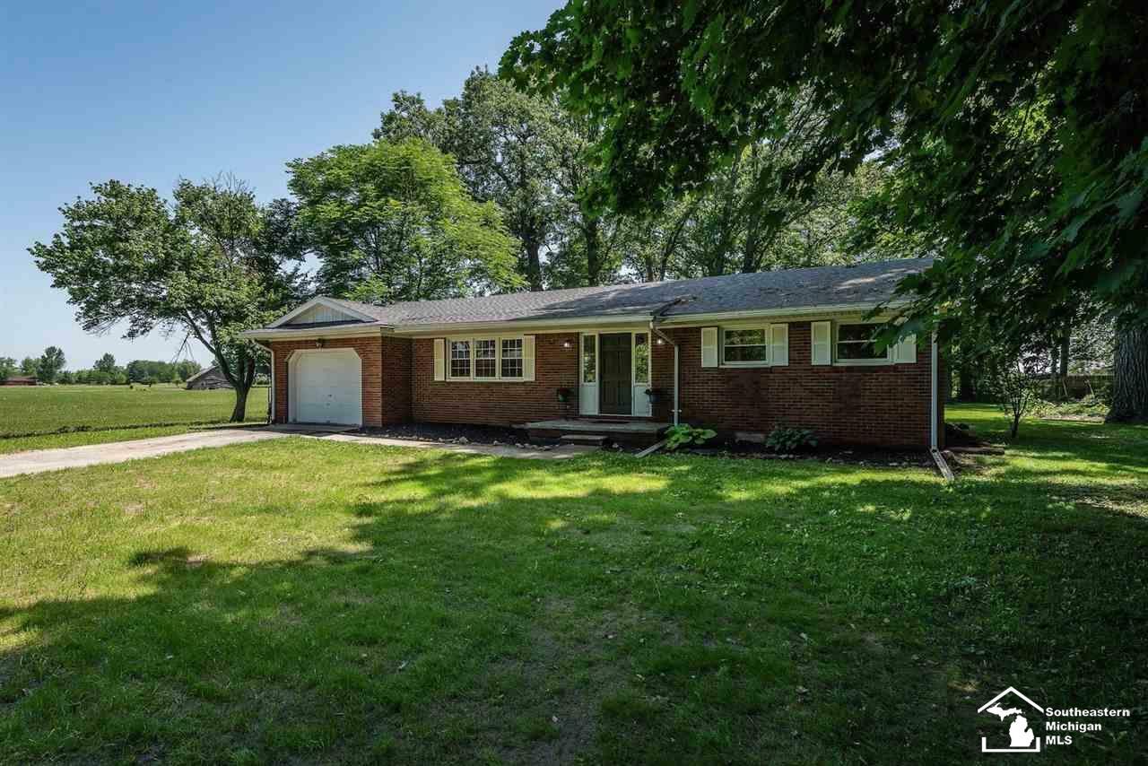 Property Photo:  2351 Woodview  MI 48140 