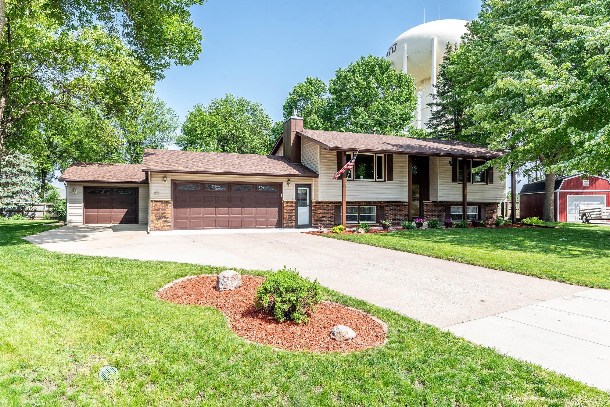 Property Photo: 118 Merlin Circle MN 56001