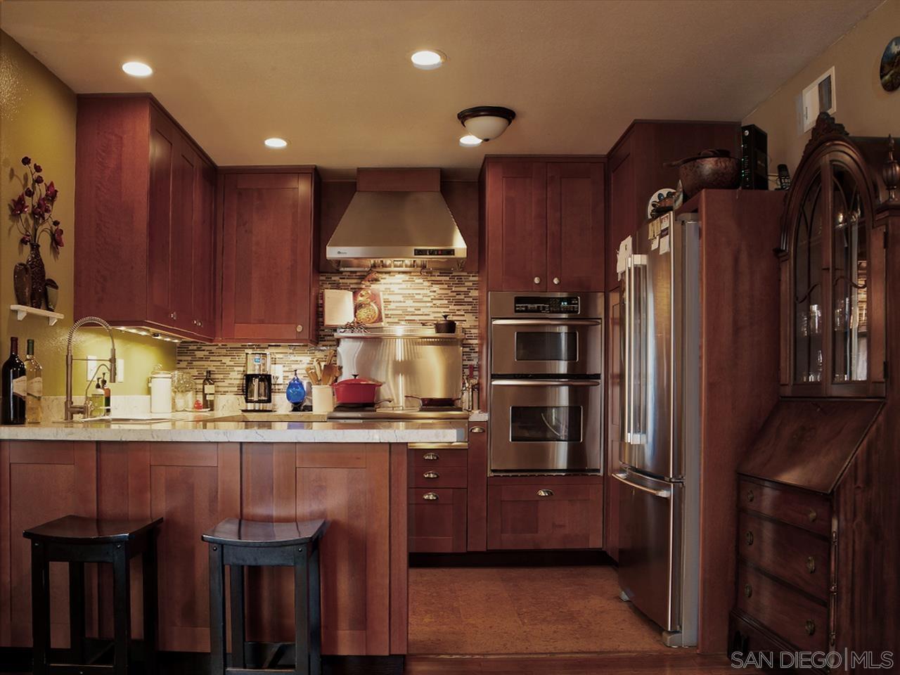 Property Photo: 2148 Woodbury Pl CA 92026