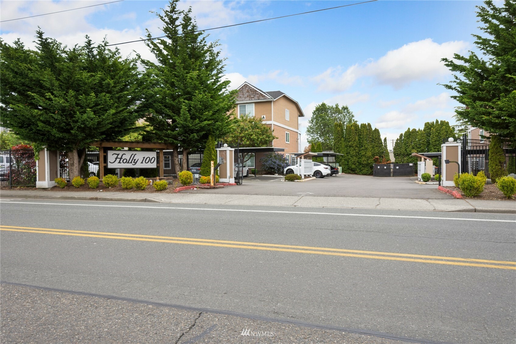 Property Photo:  9815 Holly Drive A112  WA 98204 