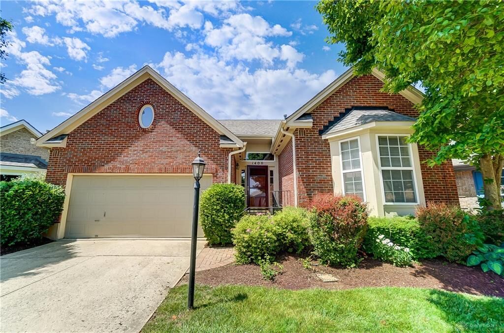 Property Photo: 1400 Muirfield Court OH 45459