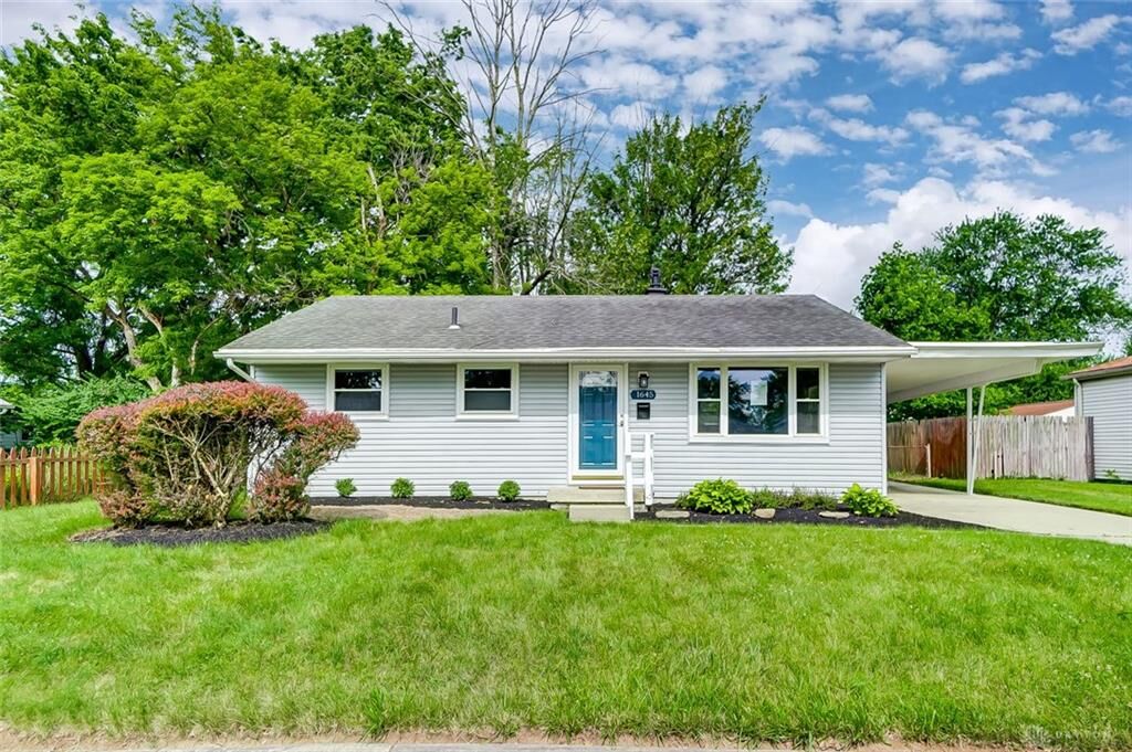 Property Photo: 1645 Seabrook Road OH 45432