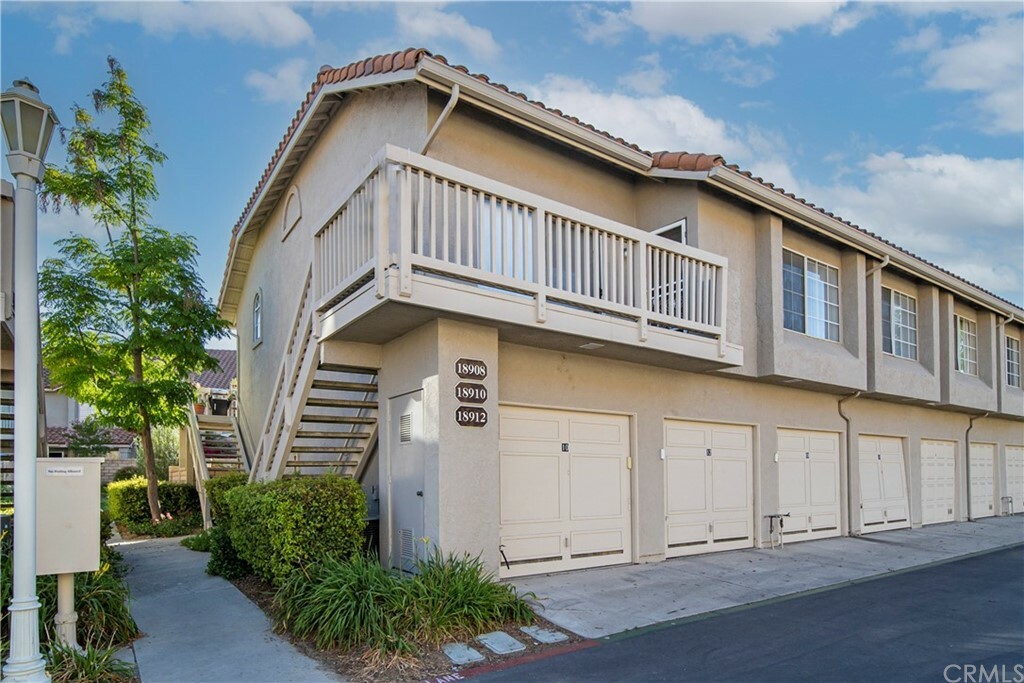 Property Photo:  18912 Canyon Hill Drive  CA 92679 