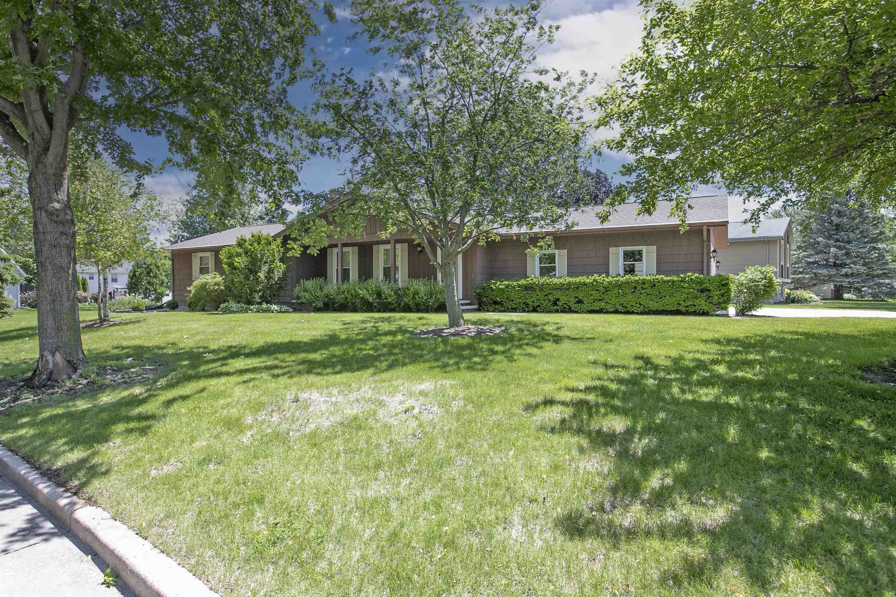 Property Photo:  3560 N Oneida Street  WI 54911 