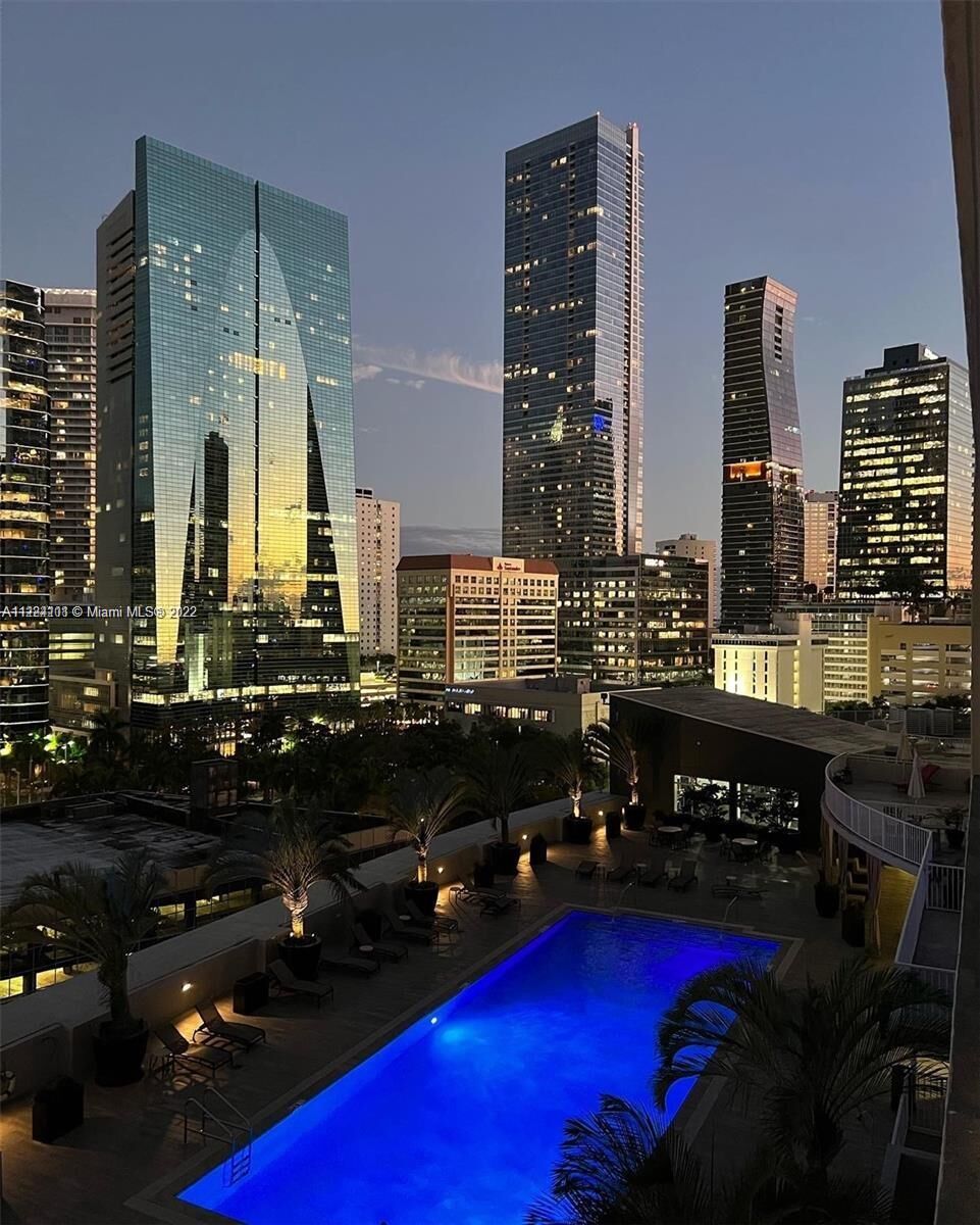 Property Photo: 1250 S Miami Ave 1814 FL 33130