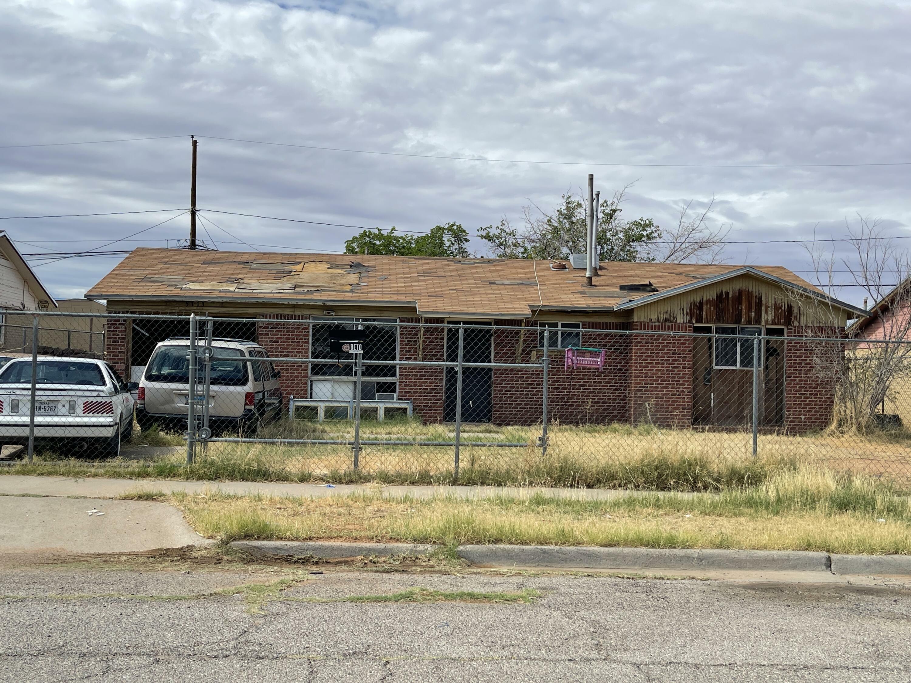 Property Photo:  5113 Tropicana Avenue  TX 79924 