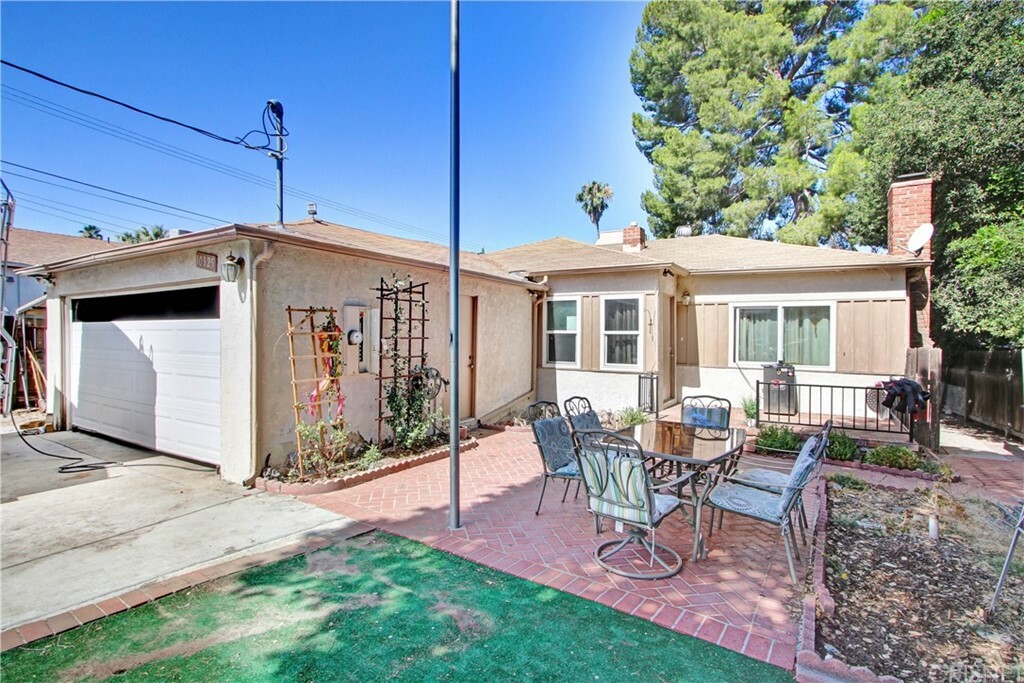 Property Photo:  10925 Odell Avenue  CA 91040 