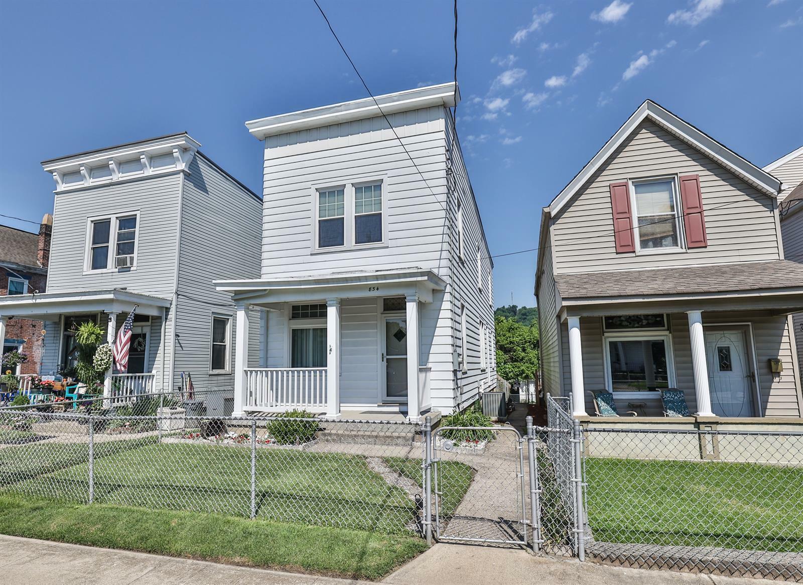 Property Photo:  834 Oak Street  KY 41016 