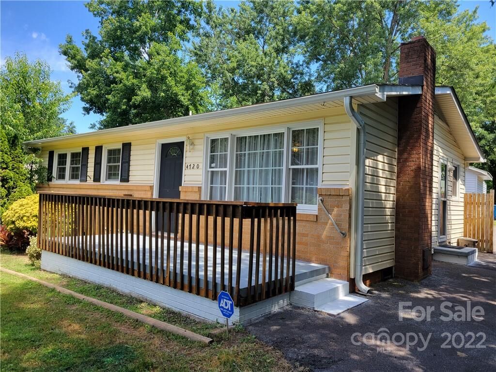 Property Photo: 4720 Randleman Road NC 28613