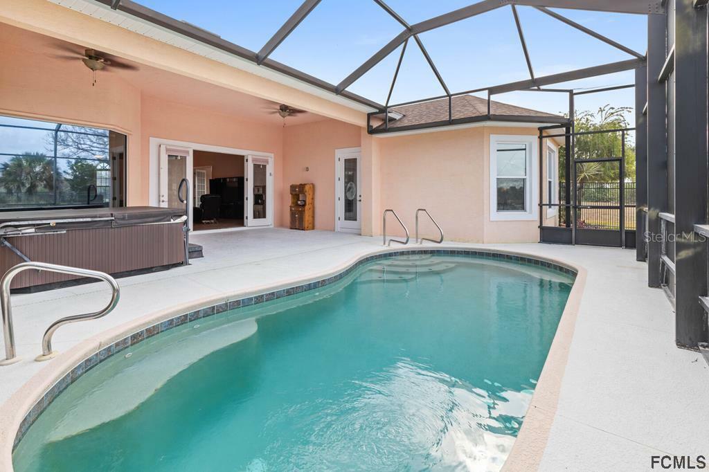 Property Photo:  68 Heron Drive  FL 32137 