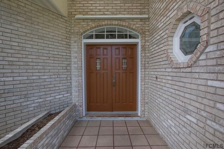 Property Photo:  2 Waterford Place  FL 32164 