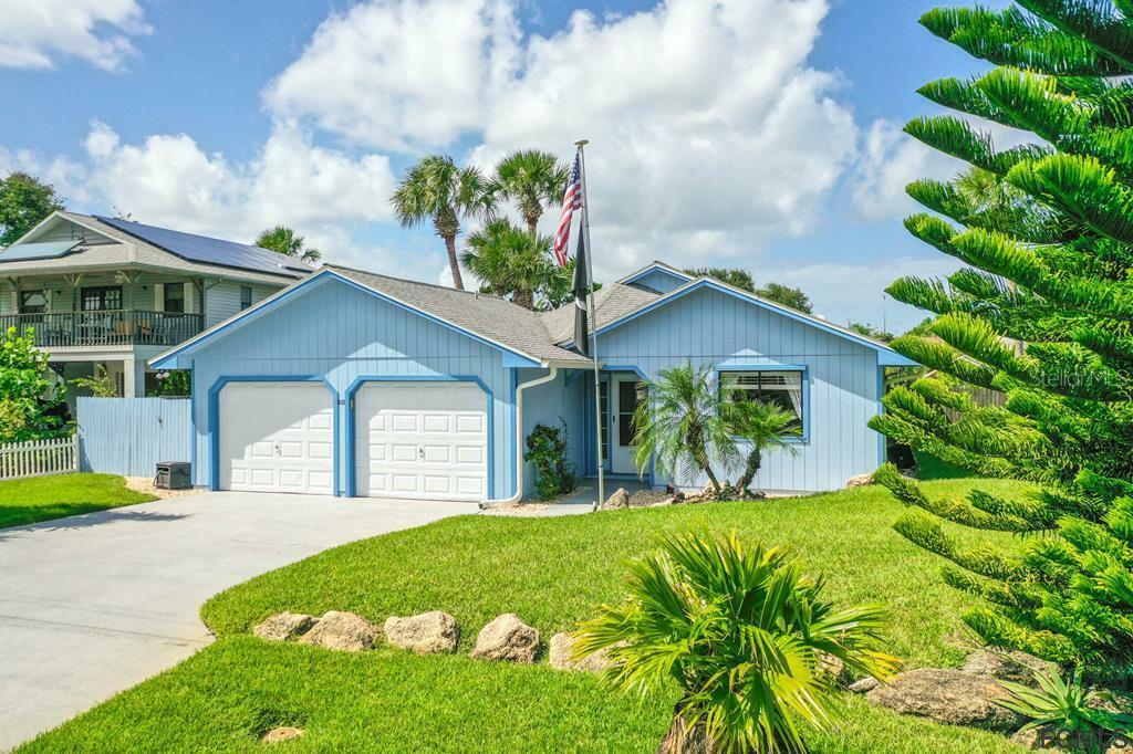 Property Photo:  612 Yorkshire Drive  FL 32136 