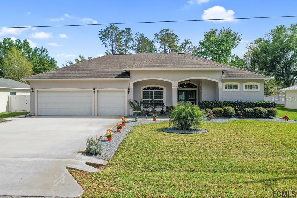Property Photo: 7 Zaun Trail FL 32164