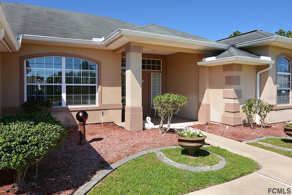 Property Photo:  14 London Drive  FL 32137 