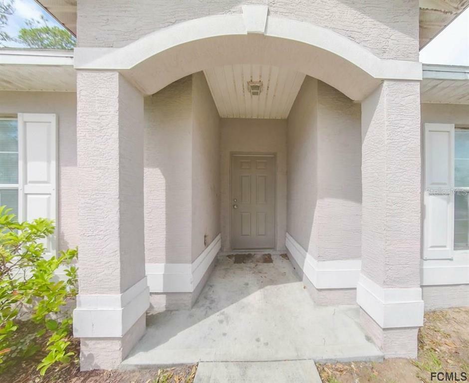 Property Photo: 14 Rymshaw Drive FL 32164
