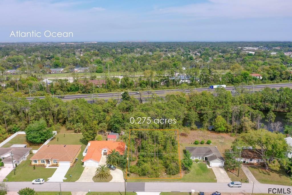 Property Photo: 44 Boulder Rock Drive FL 32137