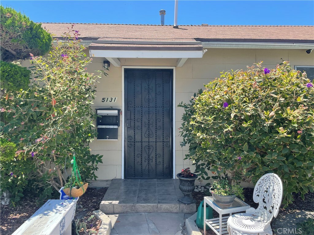 Property Photo:  5131 Linden Avenue  CA 90805 