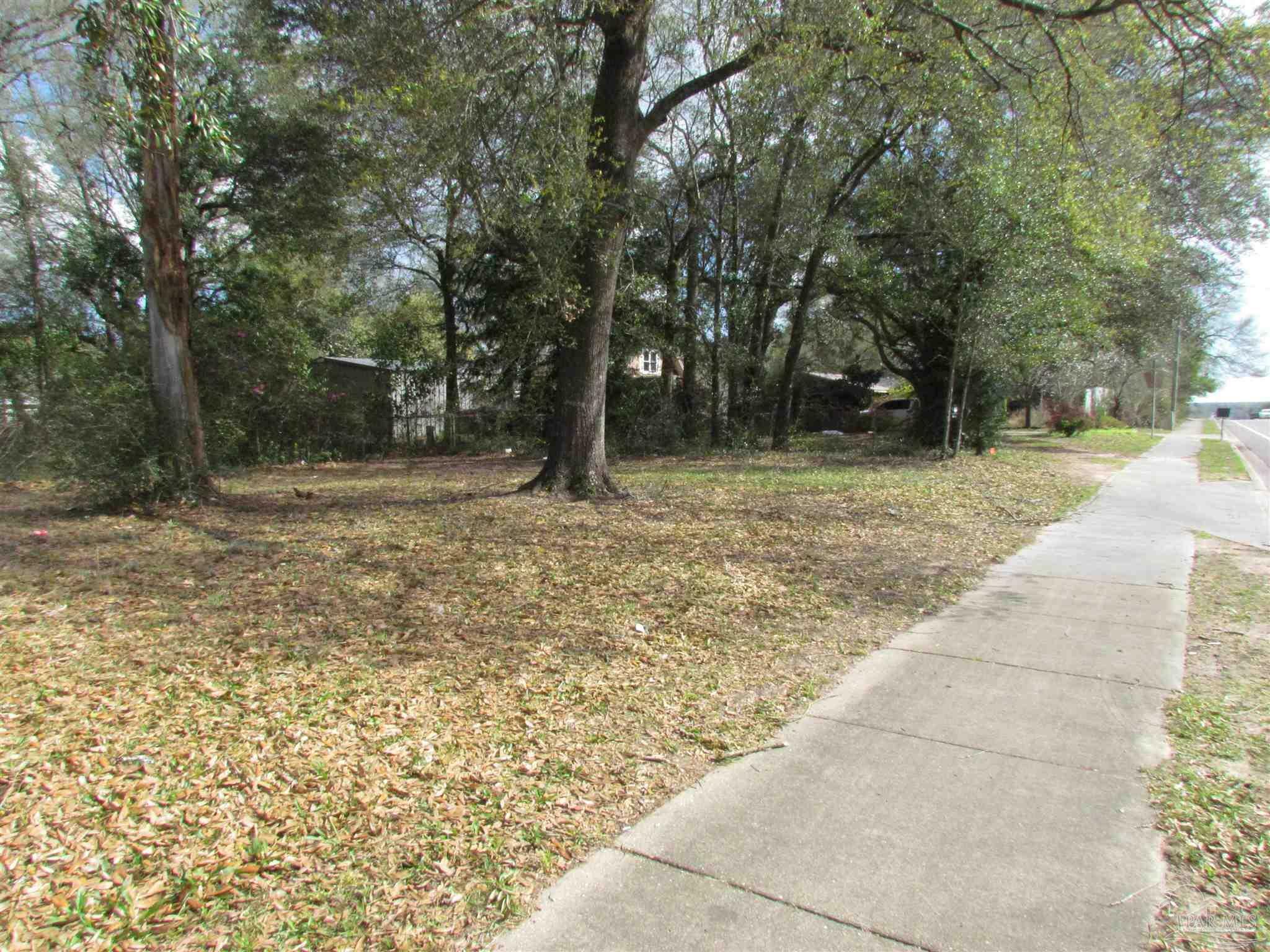 Property Photo:  5750 Dogwood Dr Parcel B  FL 32570 