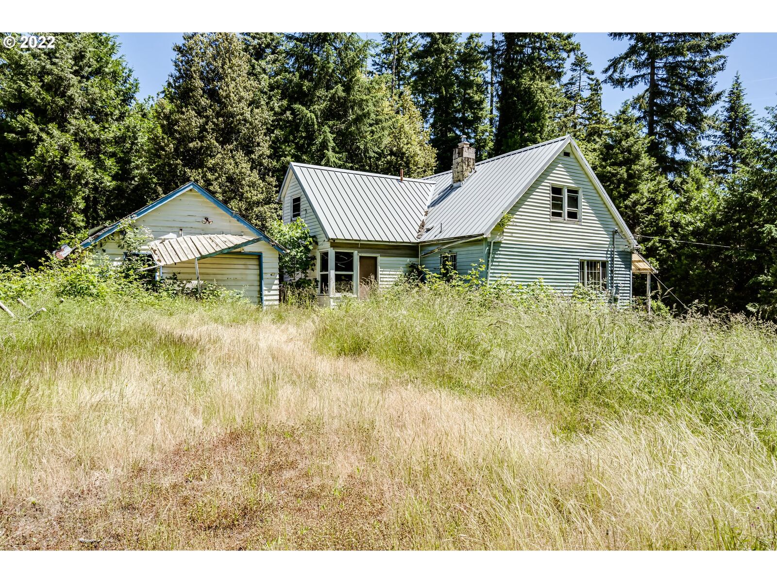 Property Photo: 30617 Kenady Ln OR 97424