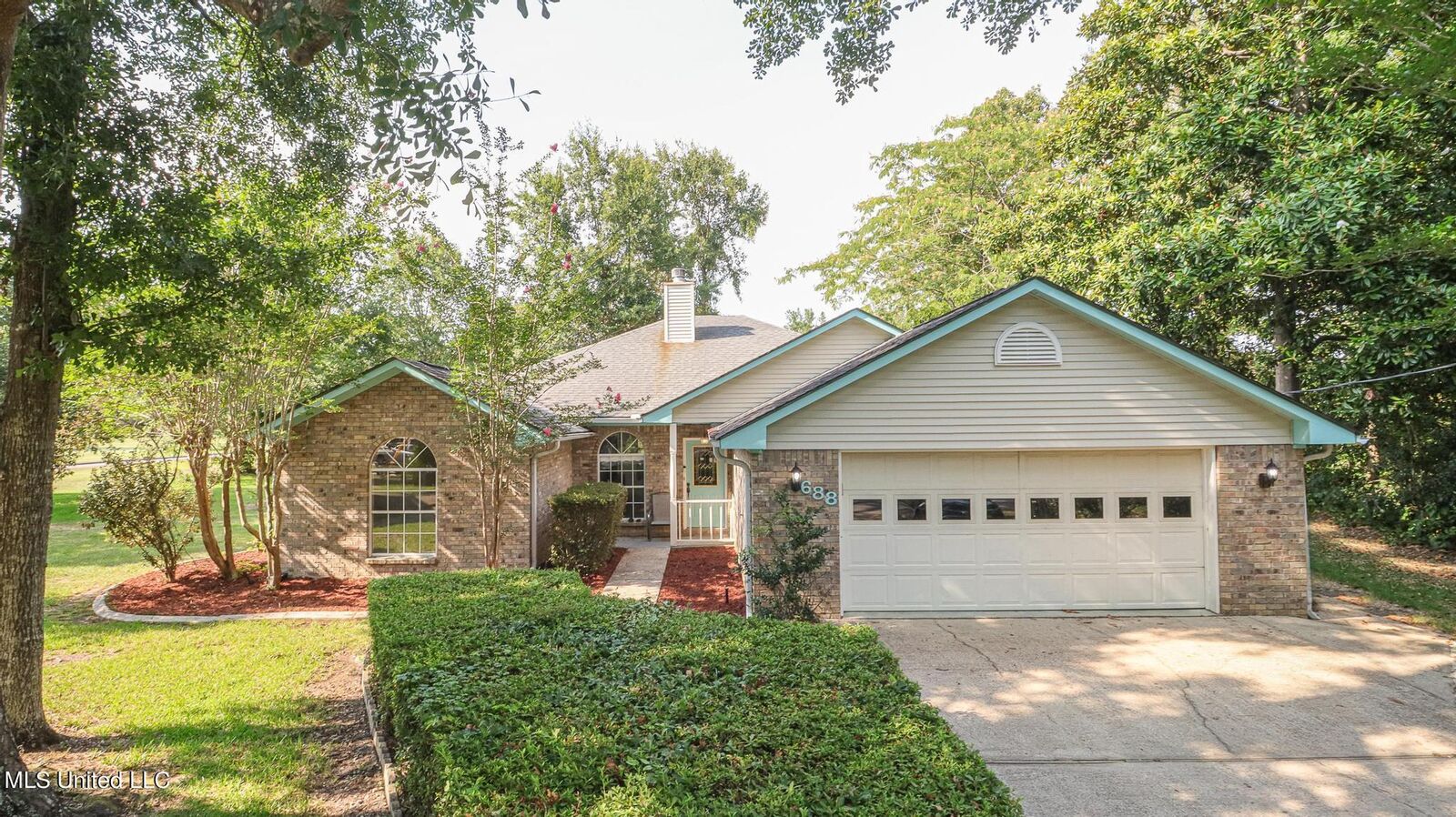 Property Photo: 688 Aumoae Court MS 39525