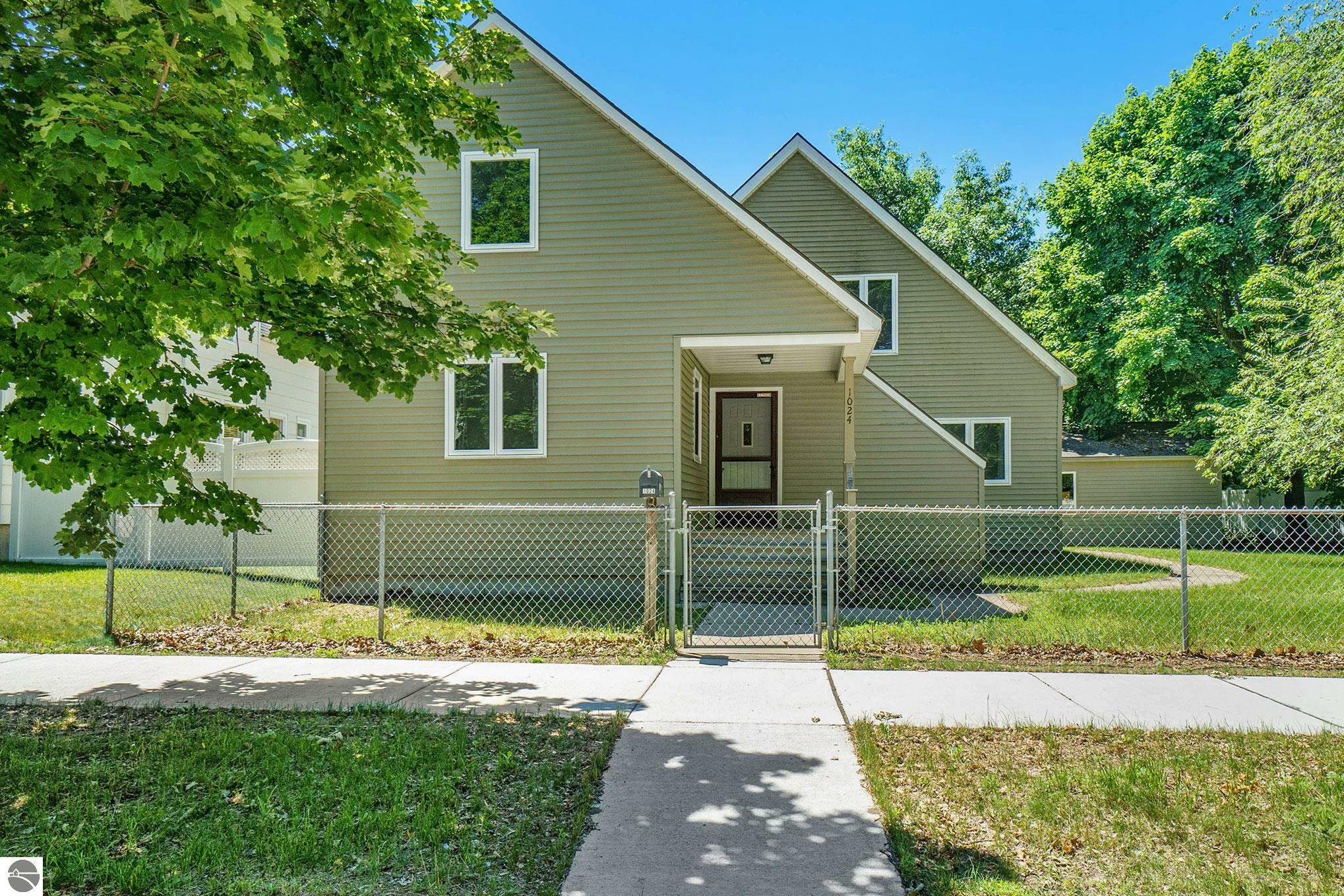 1024 Webster Street  Traverse City MI 49686 photo