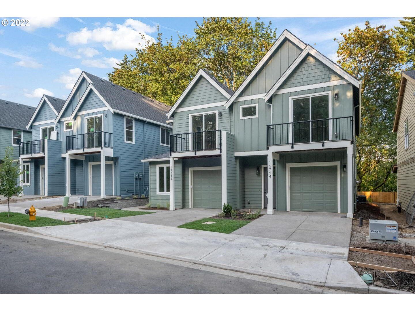 Property Photo: 15730 76th Ave 2A OR 97224