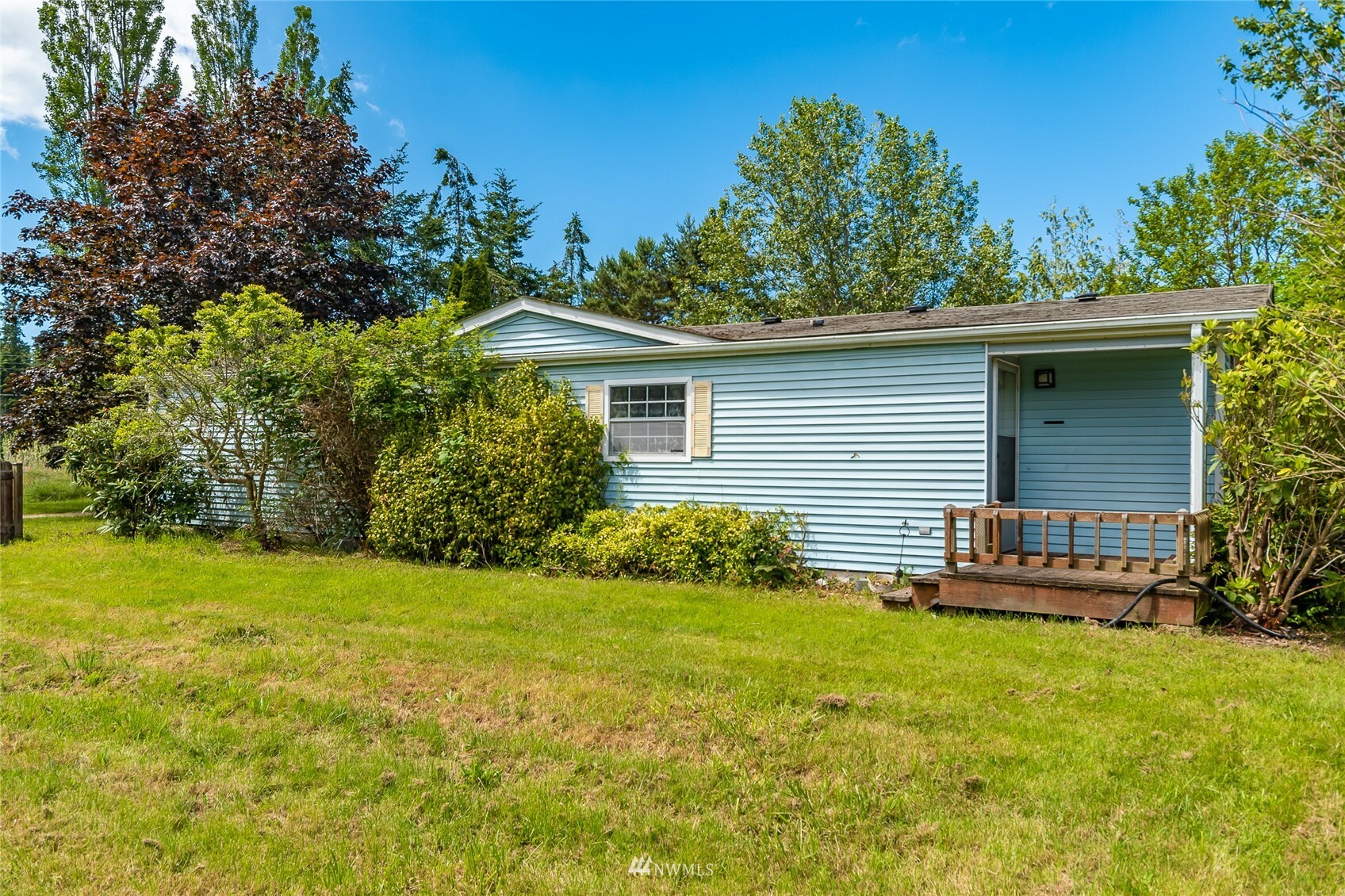 Property Photo:  2035 Sage Lane  WA 98277 