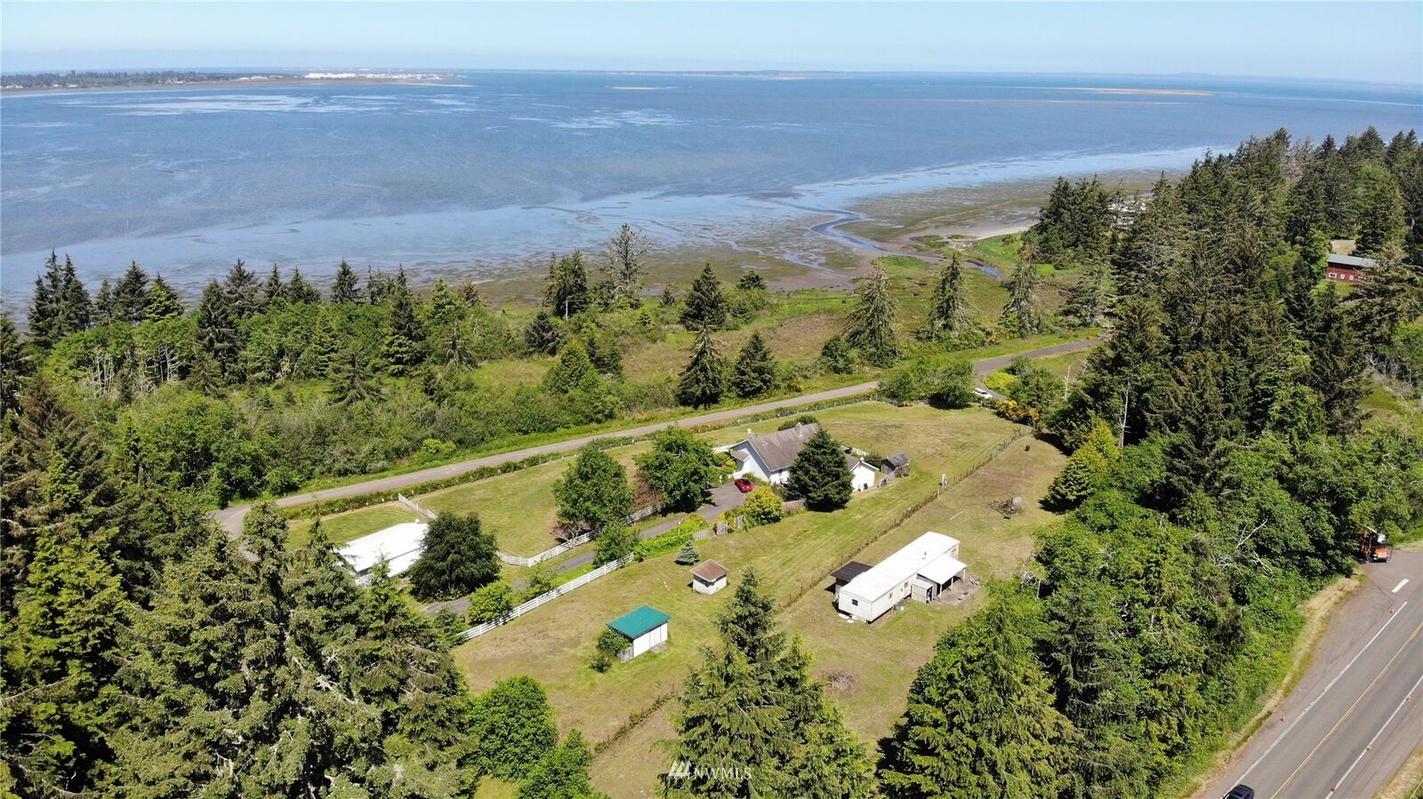 Property Photo:  13 Pirates Way  WA 98520 