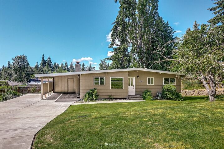 16613 SE 10th Street  Bellevue WA 98008 photo