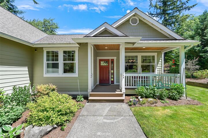 Property Photo: 20726 231st Avenue SE WA 98038